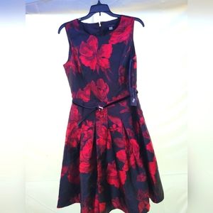 NWT TOMMY HILFIGER WOMENS SIZE 8 FLORAL SHEATH DRESS